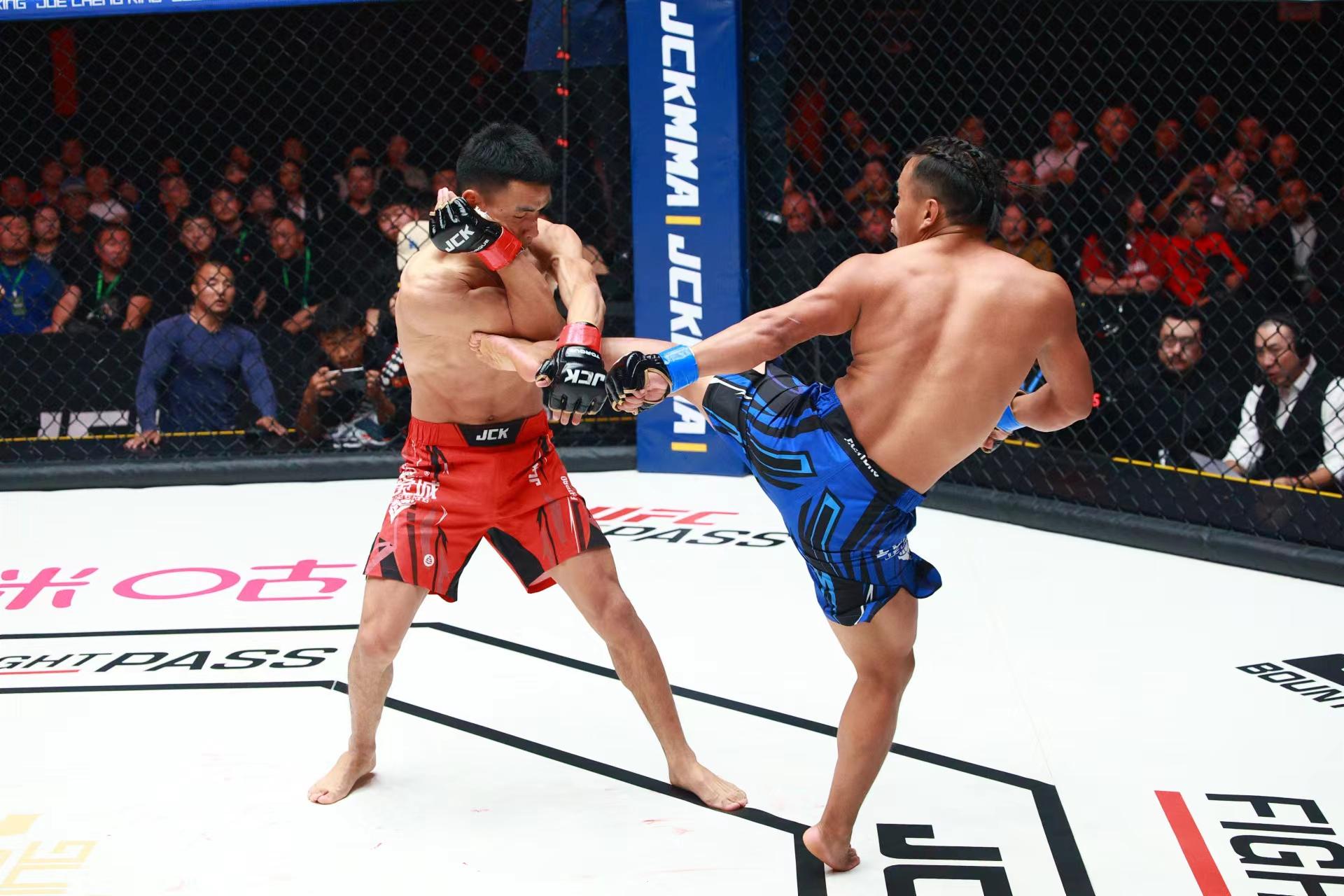 泰国队绝杀印度队,安赛龙刷新纪录 泰国队绝杀印度队,安赛龙刷新纪录