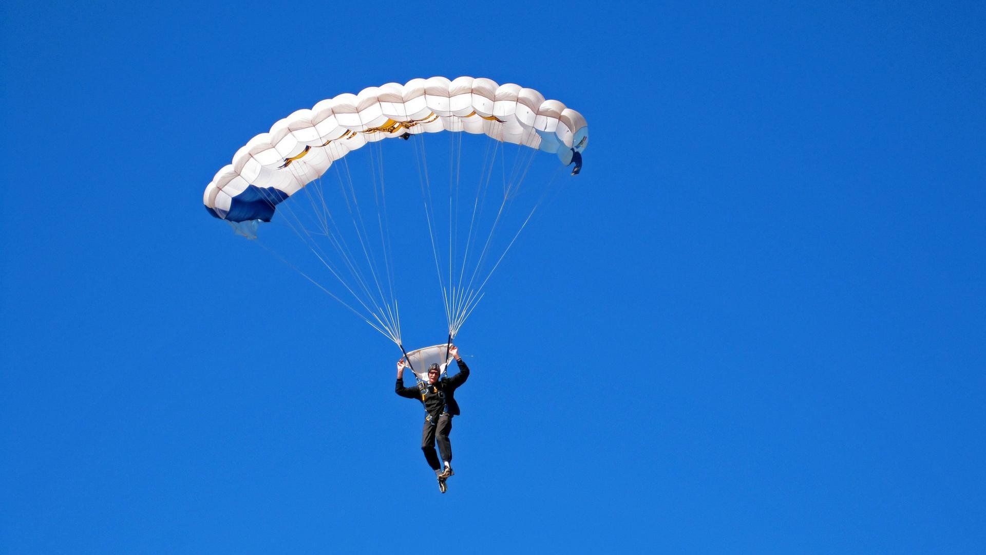 当灰熊撕碎北京队，一场跨越文化的篮球误读与碰撞